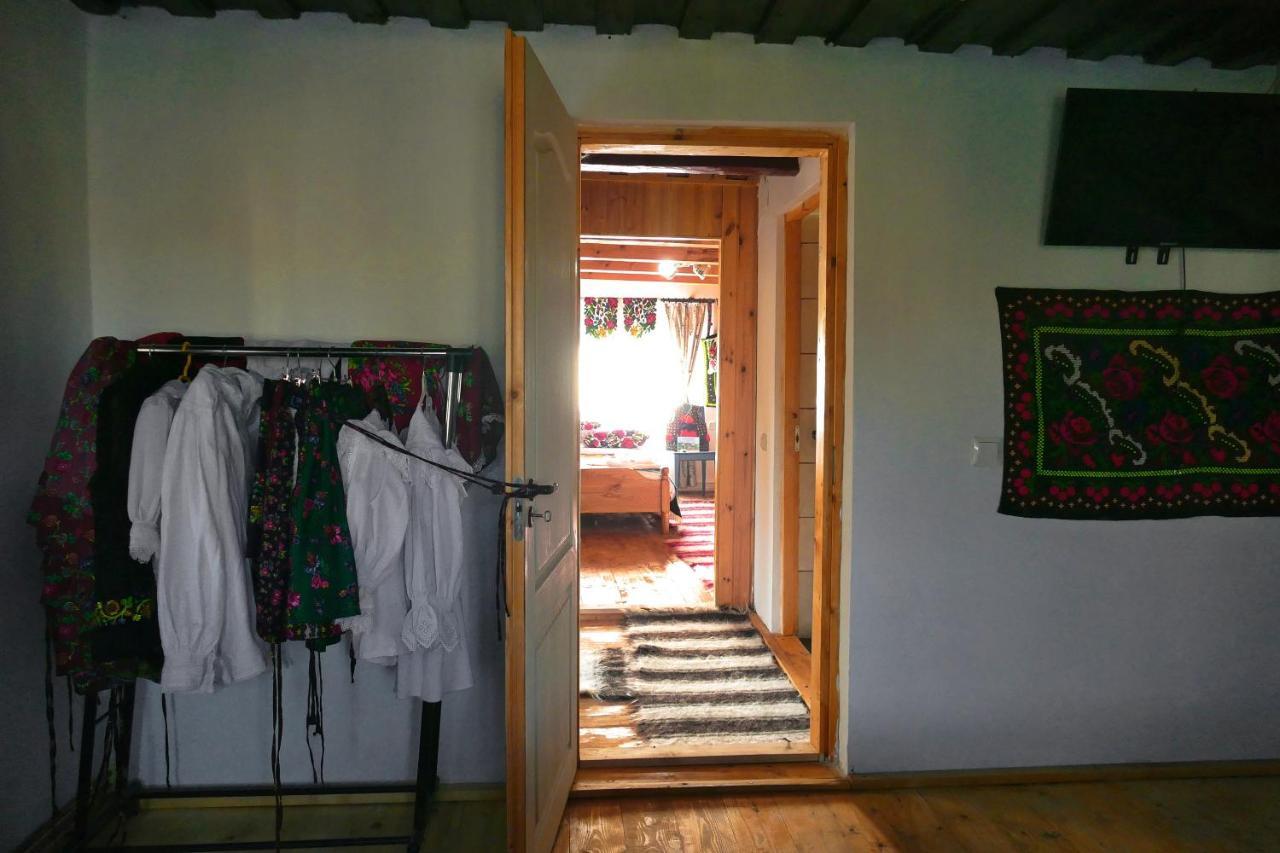 La Rodica In Vale Guest House Ocna Sugatag Bagian luar foto