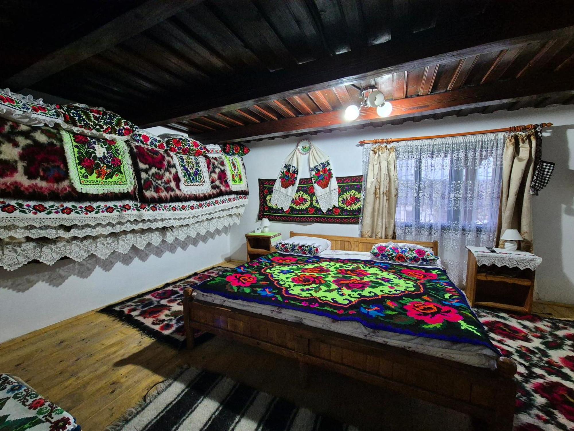 La Rodica In Vale Guest House Ocna Sugatag Bagian luar foto